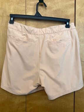 NIKE Athletic Shorts Women Light Pink size medium